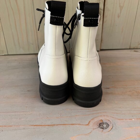 UGG SIDNEE WHITE MOTO BOOTS - Picture 5 of 9